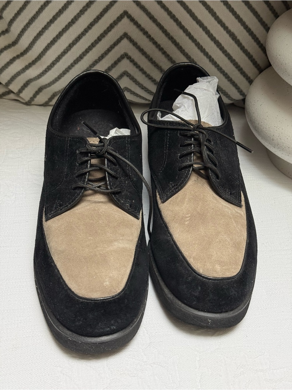 Hush Puppies Women's Two-Tone Suede Oxfords in Black and Tan